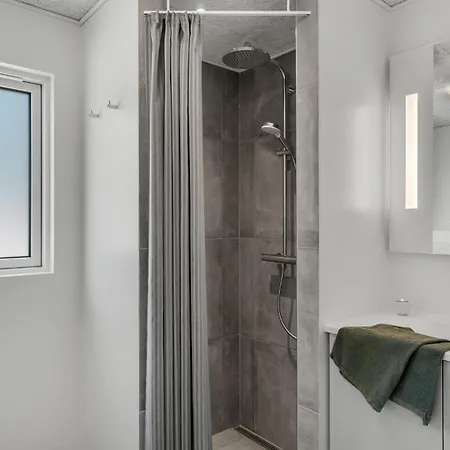 Beautiful In With Jacuzzi Feriehus