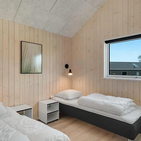 Beautiful In With Jacuzzi Feriehus *